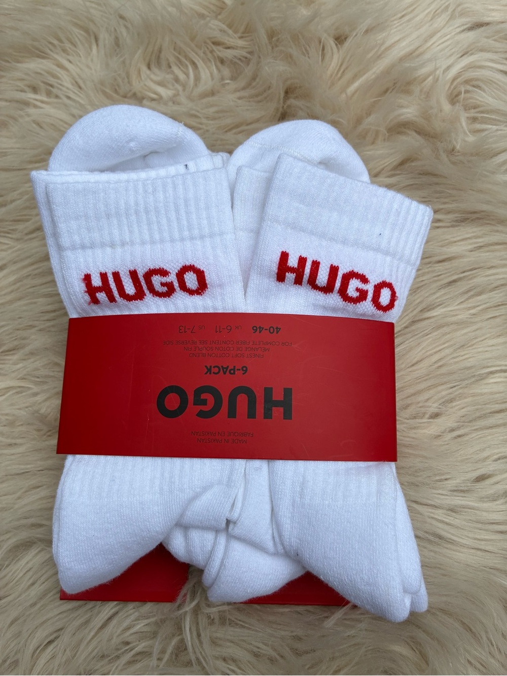 NWT HUGO BOSS SIX-PACK OF QUARTER-LENGTH SOCKS WITH LOGO DETAIL
Multipack 
7-13 - Picture 6 of 7